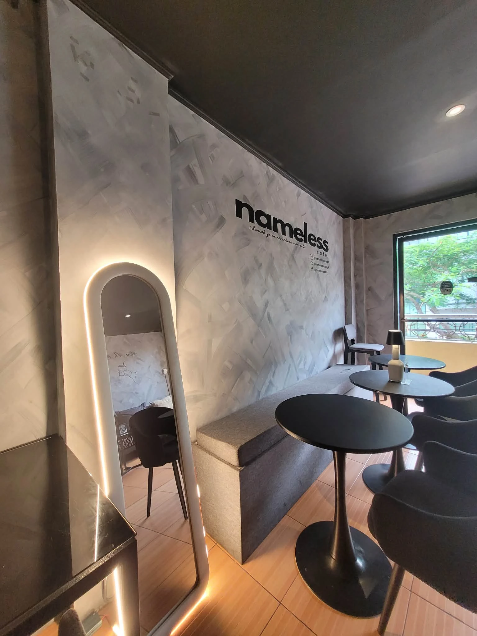 Nameless Cafe